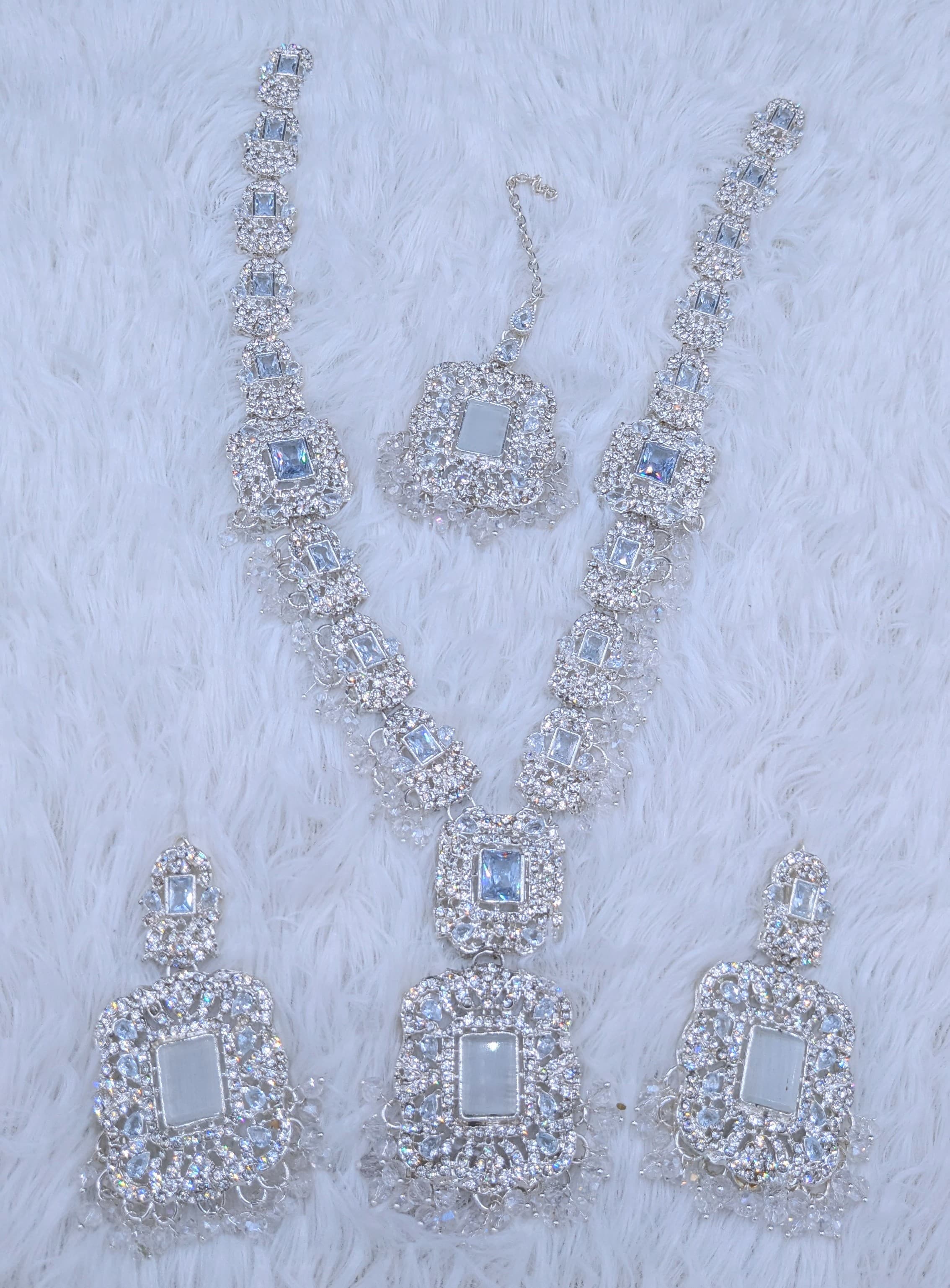 Mala Style Party Wear Set 
Zarqon or polki Work 
With Tikka